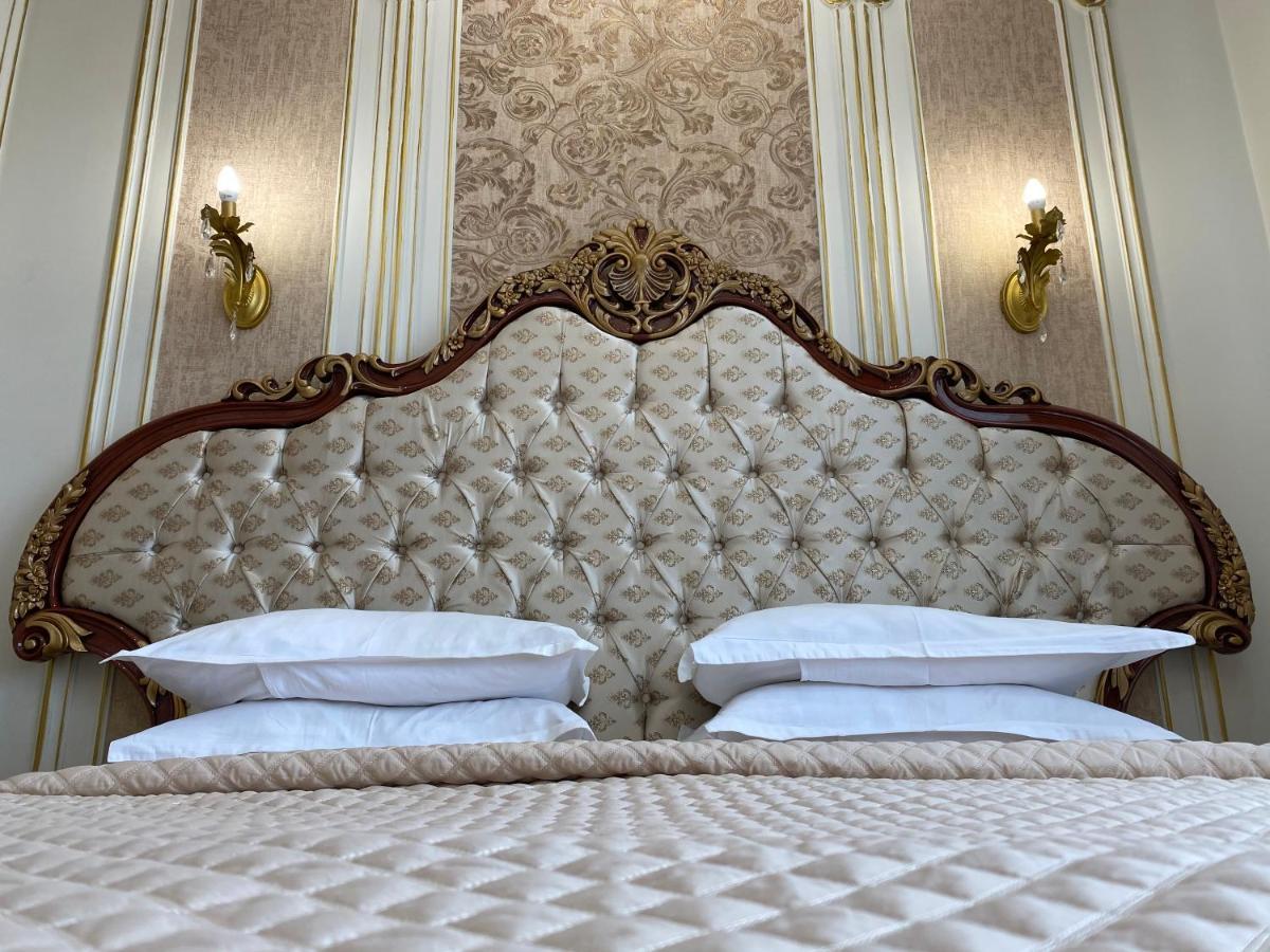 Lion Hotel Астана Екстериор снимка