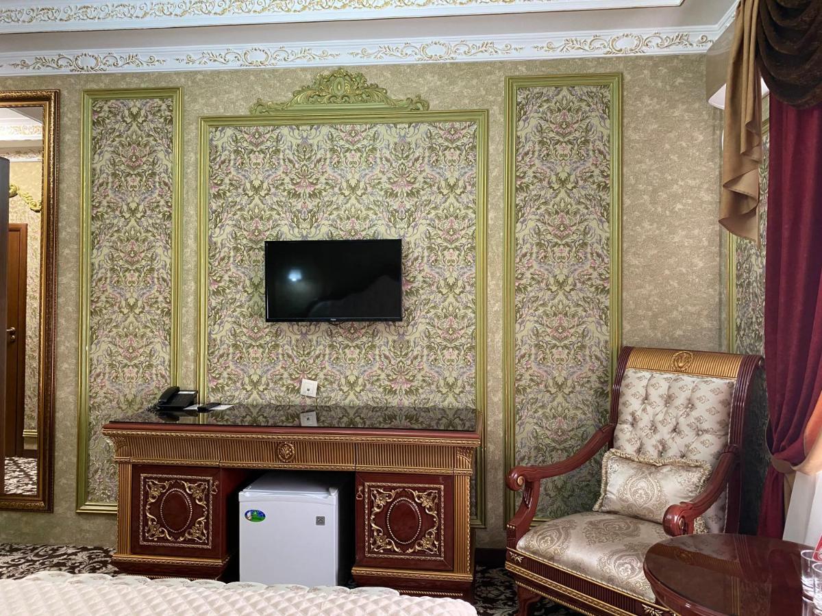 Lion Hotel Астана Екстериор снимка
