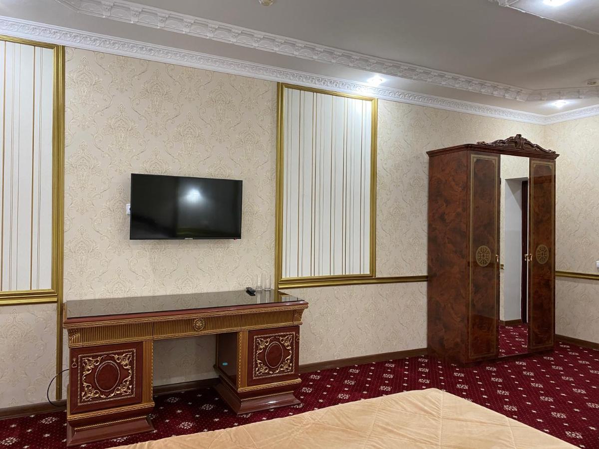 Lion Hotel Астана Екстериор снимка