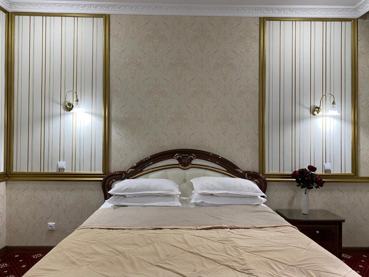 Lion Hotel Астана Екстериор снимка