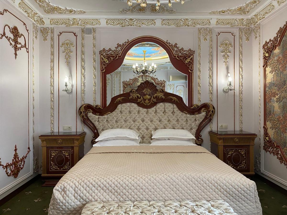 Lion Hotel Астана Екстериор снимка